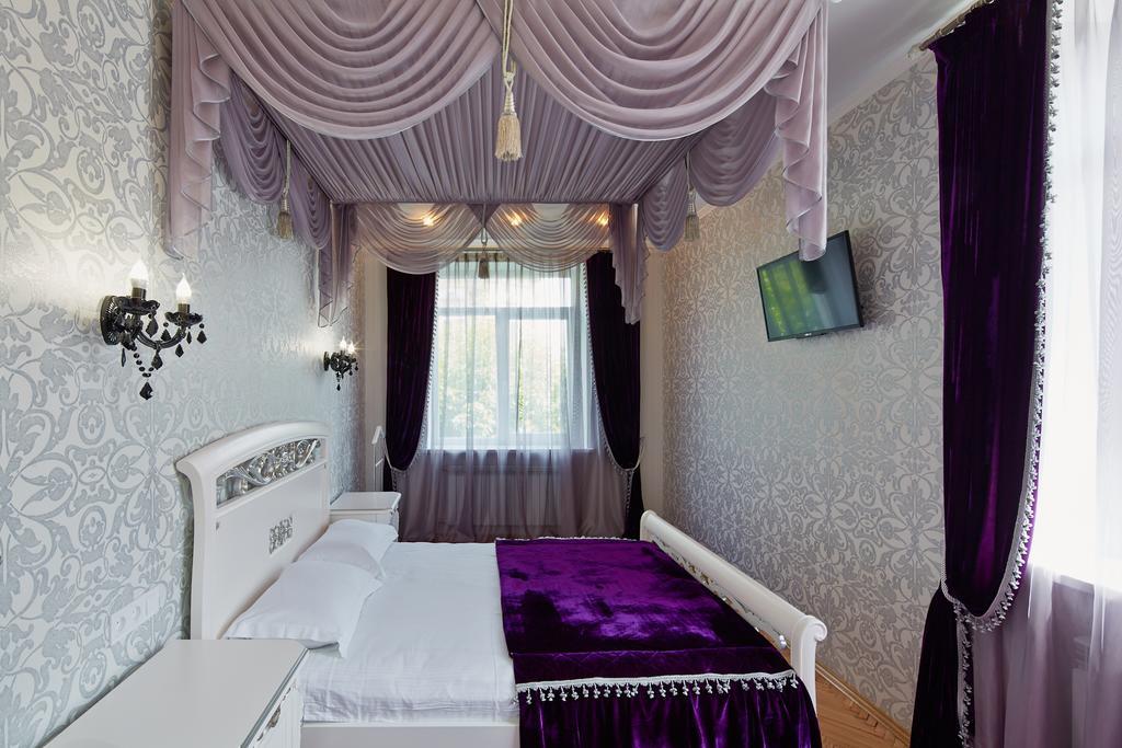 2 Bedrooms Apartments Levia 2 Lviv Room photo
